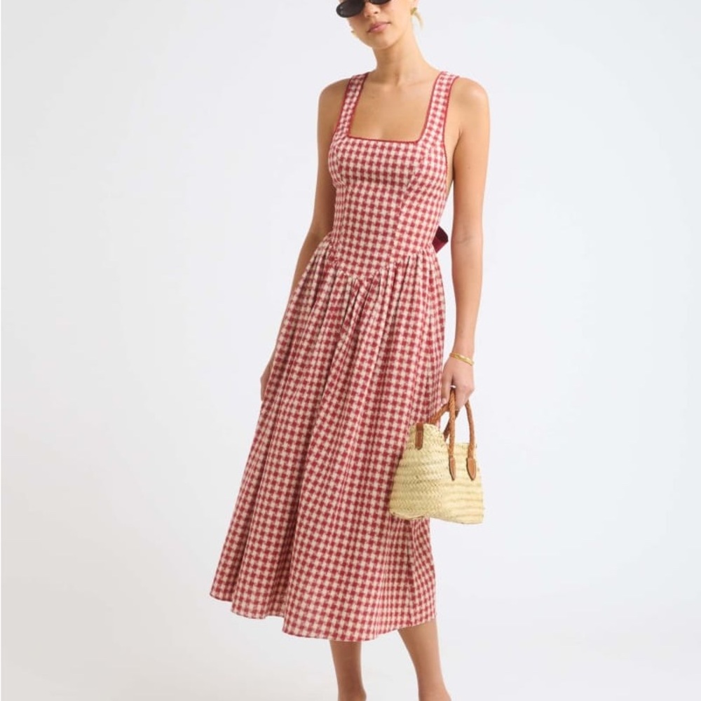 Rumored Toulouse Midi Dress Cherry Pie - Picture 3 of 5